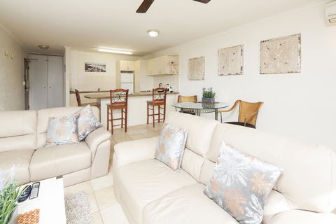 Burleigh Palms Holiday Apartments - Accommodation Kalgoorlie 25