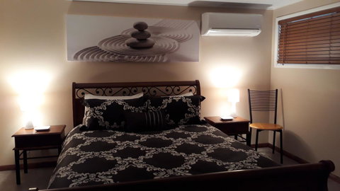 Private Apartment With Scenic Gardens - Accommodation Kalgoorlie 0