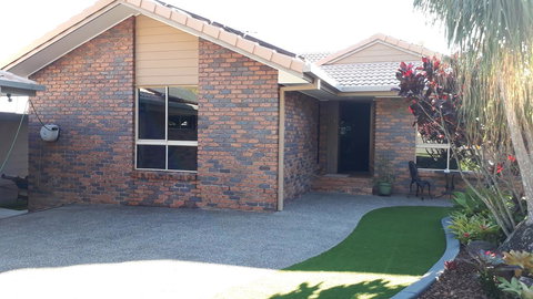 Private Apartment With Scenic Gardens - Accommodation Kalgoorlie 3