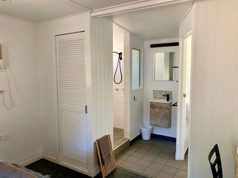 Roamer Magnetic Island Koala Park - Formerly Selina Magnetic Island - Accommodation Kalgoorlie 4