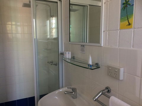 Tropical Palms Resort & 4WD Hire - Accommodation Kalgoorlie 27