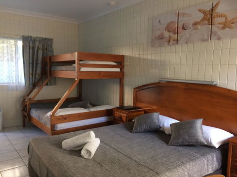 Tropical Palms Resort & 4WD Hire - Accommodation Kalgoorlie 26