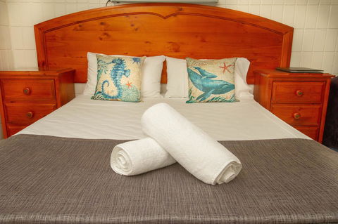 Tropical Palms Resort & 4WD Hire - Accommodation Kalgoorlie 4