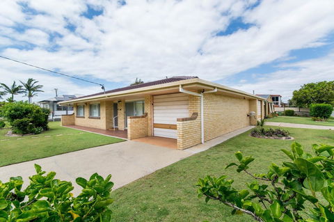 Lowset Sweetie, Central To Everything - Partridge St, Bongaree - Accommodation Kalgoorlie 0