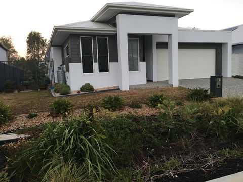 Modern Beach Villa - Accommodation Kalgoorlie 2