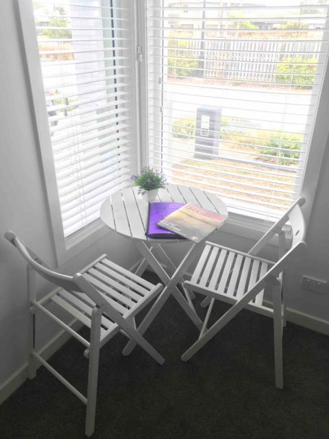 Modern Beach Villa - Accommodation Kalgoorlie 1
