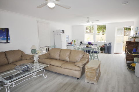 Retro Beach Flat - Accommodation Kalgoorlie 14