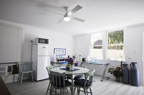 Retro Beach Flat - Accommodation Kalgoorlie 12