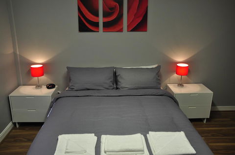 Bribie Island Square - Accommodation Kalgoorlie 1