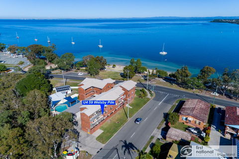 Waterviews,Pool, Wifi Its All Here !- Welsby Pde, Bongaree - Accommodation Kalgoorlie 1