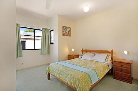 Quiet Location Across From Waterfront - South Esp, Bongaree - Accommodation Kalgoorlie 17