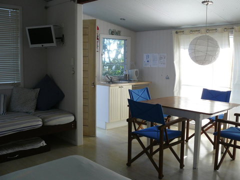 Sea Shanties - Accommodation Kalgoorlie 21