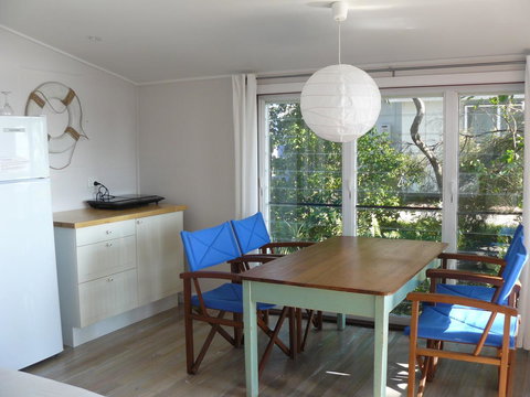 Sea Shanties - Accommodation Kalgoorlie 1