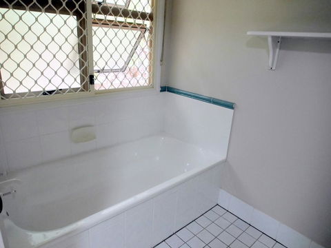 Gone Fishin - Accommodation Kalgoorlie 17