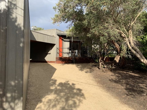 # Beaches Pacific - Accommodation Kalgoorlie 2