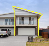 'Birubi Breezes' 2/7 Fitzroy St - Large Duplex with Air Conditioning WIFI  only 5 minute walk to the beach - Accommodation Kalgoorlie