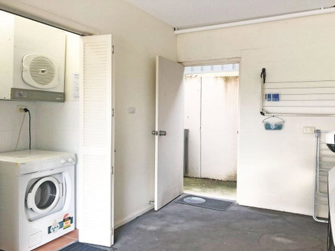 'Dutchies Vista' 1/45 Christmas Bush Ave - Ground Floor Duplex With Stunning Water Views - Accommodation Kalgoorlie 2