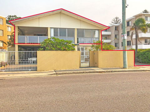 'Mooring Two Upstairs', 23 Shoal Bay Rd - Stunning Views, WIFI, Air Conditioning And Boat Parking - Accommodation Kalgoorlie 0