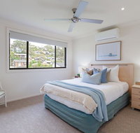 'Sandy Point Haven' 21a Sandy Point Rd - Stylish Haven with WIFI Air conditioning  Water views - Accommodation Kalgoorlie