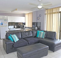 1 'The Commodore' 9-11 Donald St - Ground Floor Unit Close To Shops Cafe's And Marina - Accommodation Kalgoorlie