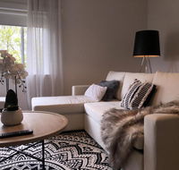 1 Bedroom Art Deco Apt With Study - Accommodation Kalgoorlie