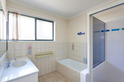 1-33 Tingira Close - Rainbow Beach, Gorgeous Ocean Views, Swimming Pool, Air Conditioning - Accommodation Kalgoorlie 1