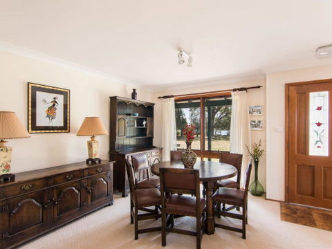 11 Bay Street - Waterfront Holiday - Accommodation Kalgoorlie 3