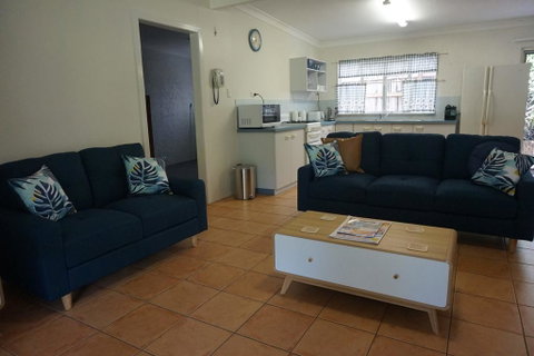 11 Bomburra Court - Rainbow Beach, Comfortable Beach House, Plenty Of Boat Parking - Accommodation Kalgoorlie 0