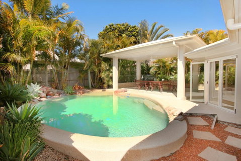 11 Dalmor Court, Coolum Beach - Pet Friendly, Linen Supplied, 500 BOND - Accommodation Kalgoorlie 1