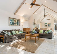 12 Childe Street Byron Bay - Absolute Belongil Summerhouse - Accommodation Kalgoorlie