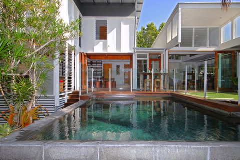13 Ann Street, Coolum Beach, Pet Friendly, Linen Included - Accommodation Kalgoorlie 0