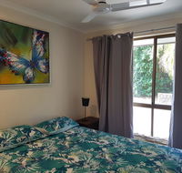 13 Coora Court - Sleeps 6 pool air con pets - Accommodation Kalgoorlie