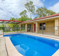 14 Double Island Drive - Rainbow Beach Large Holiday House with PoolPets Welcome Free Wi-Fi - Accommodation Kalgoorlie