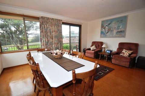 16 Haddrill Parade - Accommodation Kalgoorlie 2