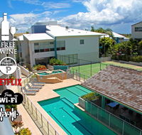 1BR Coolum Beach  Roof Terrace Spa Tennis Pool - Accommodation Kalgoorlie