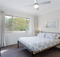 2 'Bronte Court' 17 Magnus Street - air con complex pool and centrally located - Accommodation Kalgoorlie