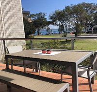 2 'Villa Ellisa' 8-10 Columbia Cl - Beautiful water views  directly across to Little Beach - Accommodation Kalgoorlie