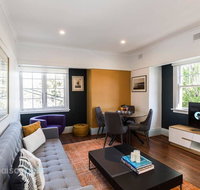 2 Bdrm Art Deco Apt Stroll To Bondi Junction - Accommodation Kalgoorlie