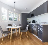 2 BEDROOM BRAND NEW APT // MOMENTS FROM RNSH - Accommodation Kalgoorlie