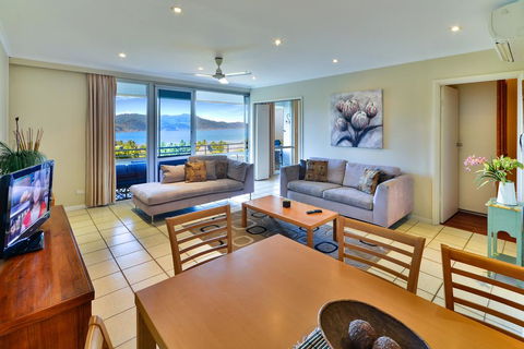 2 Bedroom Poinciana Lodge - Accommodation Kalgoorlie 0