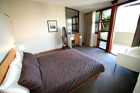 2/21-25 Fletcher Street - Casablanca At Bogarts - Accommodation Kalgoorlie 3