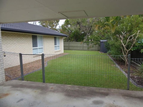 26 Kurana Street - Rainbow Beach, Stroll To The Beach And Shops - Accommodation Kalgoorlie 2