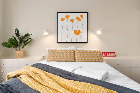 Bellevue Heights HolidayHome - Flinders Uni & Med - Accommodation Kalgoorlie 2