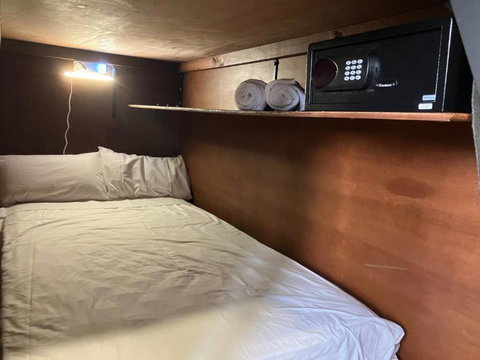 C And C Backpack - Accommodation Kalgoorlie 4