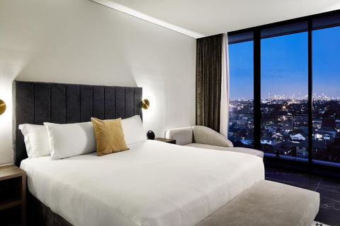 Crowne Plaza Sydney Burwood, An IHG Hotel - Accommodation Kalgoorlie 1
