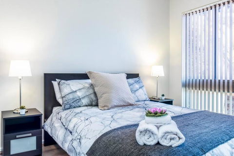 Delightful Getaway Steps From Attractions & Amenities - Accommodation Kalgoorlie 3