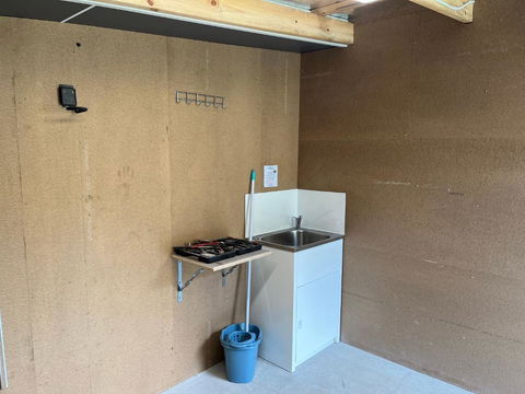 Derby Digs Cabin - Accommodation Kalgoorlie 4