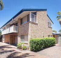 3 'Ambleside' 9 Shoal Bay Avenue - air con WIFI and close to the water and Shoal Bay shops - Accommodation Kalgoorlie