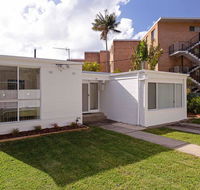 3 Lillian Street - fantastic house so close to the water - Accommodation Kalgoorlie