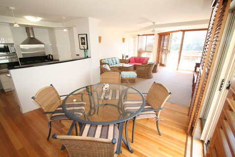 3/54 Lawson St - The Palms 3 - Accommodation Kalgoorlie 2